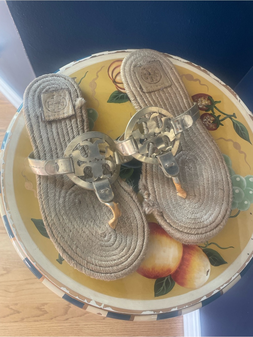 Tory Burch Gold Logo Rope Thong Sandals 8.5